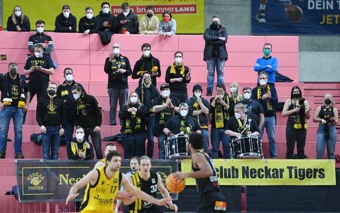 Basketball 2 Bundesliga 2020 2021 17 matchday at Paul Horn Arena Tigers Tuebingen VfL Kirchheim Knight 14 01 2021 Tigers fans watch the game
