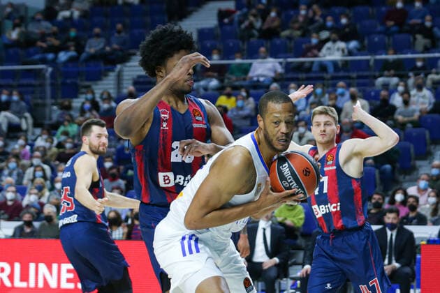 14th January 2021; Wizink Center; Madrid, Spain; Turkish Airlines Euroleague Basketball , Real Madrid versus Bitci Baskonia; Anthony Randolph (Real Madrid) grapples for the rebound  ActionPlus12356143 AgenciaLOF