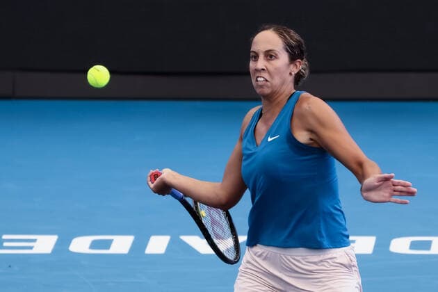 ADELAIDE, AUSTRALIA - JANUARY 15: Madison Keys of United States volleys the ball during the WTA, Tennis Damen finals singles match between Alison Riske of United States and Madison Keys of United States on day seven of the Adelaide International tennis tournament 2 at Memorial Drive on January 15, 2022 in Adelaide, Australia. (Photo by Peter Mundy Speed Media Icon Sportswire) TENNIS: JAN 15 Adelaide International Icon2201150028