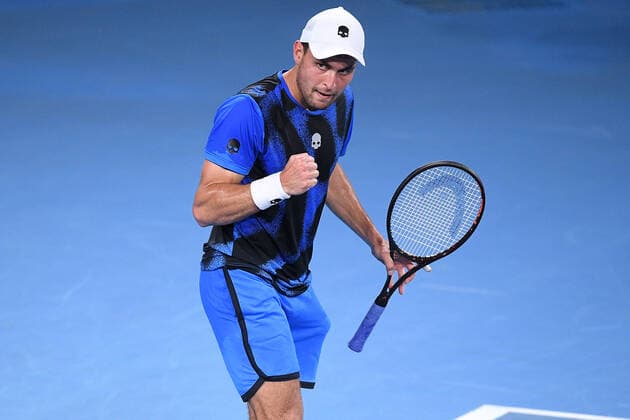 SYDNEY TENNIS CLASSIC, Aslan Karatsev of Russia gestures during the Men?s Final against Andy Murray of Great Britain on Day 6 of the Sydney Tennis Classic at Sydney Olympic Park in Sydney, Saturday, January 15, 2022. ( NO ARCHIVING, EDITORIAL USE ONLY, NO USE IN BOOKS WITHOUT CONSENT SYDNEY NSW AUSTRALIA  Copyright: xDANxHIMBRECHTSx 20220115001613578023