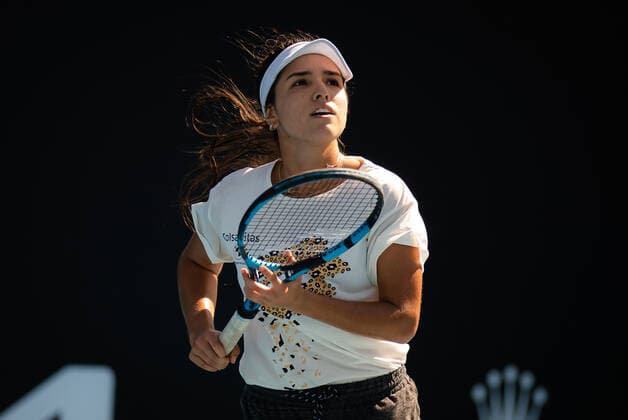 January 15, 2022, MELBOURNE, AUSTRALIA: Camila Osorio of Colombia during practice ahead of the 2022 Australian Open Grand Slam tennis tournament MELBOURNE AUSTRALIA - ZUMAa181 20220115_zaa_a181_107 Copyright: xRobxPrangex