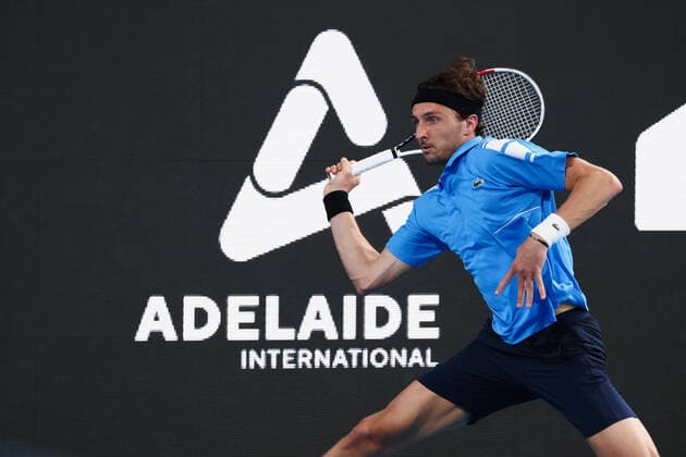 ADELAIDE, AUSTRALIA - JANUARY 15: Arthur Rinderknech of France plays a forehand during the ATP, Tennis Herren final singles match between Arthur Rinderknech of France and Thanasi Kokkinakis of Australia on day seven of the Adelaide International tennis tournament 2 at Memorial Drive on January 15, 2022 in Adelaide, Australia. (Photo by Peter Mundy Speed Media Icon Sportswire) TENNIS: JAN 15 Adelaide International Icon2201150146