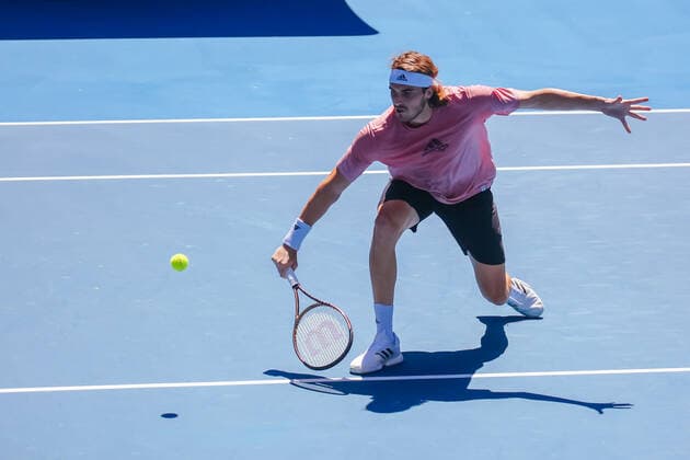 January 15, 2022: Stefanos Tsitsipas practices ahead of the 2022 Australian Open at Melbourne Park on January 15, 2022 in Melbourne, Australia. - ZUMAp121 20220115_zsp_p121_006 Copyright: xChrisxPutnamx