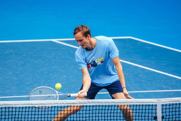 January 15, 2022: Daniil Medvedev practices ahead of the 2022 Australian Open at Melbourne Park on January 15, 2022 in Melbourne, Australia. - ZUMAp121 20220115_zsp_p121_042 Copyright: xChrisxPutnamx