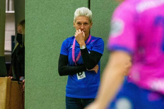 Edina Rott coach TuS Metzingen HSG Blomberg Lippe vs TuS Metzingen, handball, 1 Bundesliga women, 12 matchday, 15 01 2022 Blomberg Copyright: xEibner-Pressefotox xJanxStrohdiekx EP_JSK