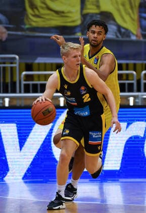 GER, Basketball,easy Credit BBL, EWE Baskets Oldenburg vs MHP RIESEN Ludwigsburg 15 01 2022, EWE Arena, Oldenburg, GER, easy Credit BBL, EWE Baskets Oldenburg vs MHP RIESEN Ludwigsburg , in picture Jacob PATRICK MHP Riesen Ludwigsburg 2 Norris AGBAKOKO EWE Baskets Oldenburg 17 nordphotoxRojahn nph00310