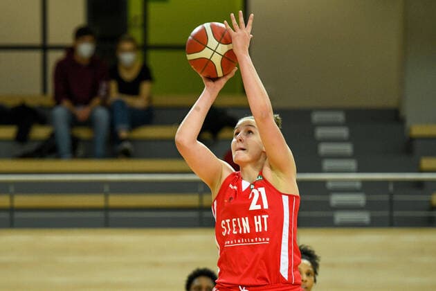 Halle, Germany 15 January 2022 1 BBL Women 2021 2022 Gisa Lions SV Halle vs Herne Polleros Sarah Herne SWH arena Saxony Anhalt Copyright: xFotostandx xxBallaschx