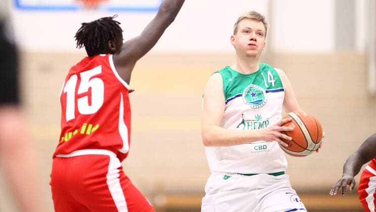 Basketball, 1 Regionalliga Nord, 16 Matchday, TSG Bergedorf Stargazers Rot Weiss Cuxhaven Baskets 76 63 , Lukunga Kalongi Cuxhaven, l , Björn Fock Neuallermöhe Hamburg