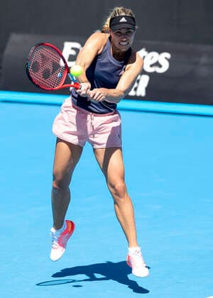 Angelique Kerber GER during a training session, training, coach, coach Tennis Australian Open 2022 Grand Slam Melbourne Park Melbourne Victoria Australia 16 January 2022 Copyright: xJuergenxHasenkopfx