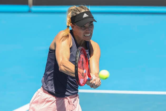 Angelique Kerber GER during a training session, training, coach, coach Tennis Australian Open 2022 Grand Slam Melbourne Park Melbourne Victoria Australia 16 January 2022 Copyright: xJuergenxHasenkopfx