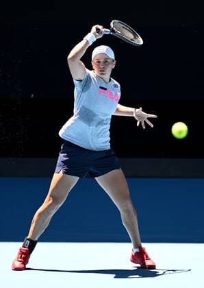 TENNIS AUSTRALIAN OPEN PRACTICE, Ashleigh Barty of Australia is seen during a practice session ahead of the Australian Open, at Melbourne Park in Melbourne, Sunday, January 16, 2022. ( NO ARCHIVING, EDITORIAL USE ONLY, NO USE IN BOOKS WITHOUT CONSENT MELBOURNE VIC AUSTRALIA  Copyright: xDAVExHUNTx 20220116001613823496