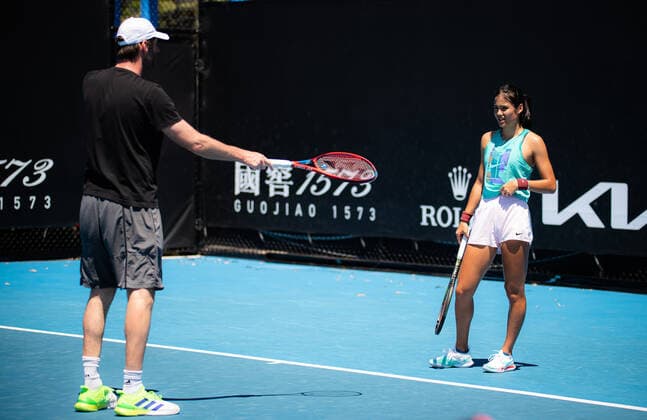 January 16, 2022, MELBOURNE, AUSTRALIA: Emma Raducanu of Great Britain during practice ahead of the 2022 Australian Open Grand Slam tennis tournament MELBOURNE AUSTRALIA - ZUMAa181 20220116_zaa_a181_124 Copyright: xRobxPrangex