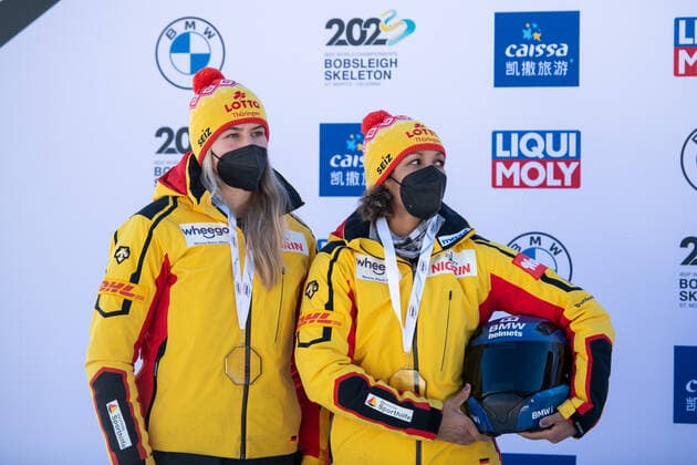 Mariama Jamanka, Kira Lipperheide Germany on the podium of the European Championship, CH, IBSF World Cup and European Championship, St Moritz two-man bob women, 16 01 2022, season 2021 2022 CH, IBSF World Cup and European Championship, St Moritz two-man bob women, 16 01 2022, season 2021 2022 Copyright: xEibner Memmlerx EP_MMR