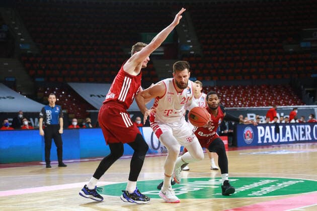 43 Leon Radosevic FCBB against 21 Leon Kratzer Bonn Basketball BBL FC Bayern Munich Telekom Baskets Bonn at the Audi Dome on 16 01 2022 PHOTO Mladen Lackovic LakoPress