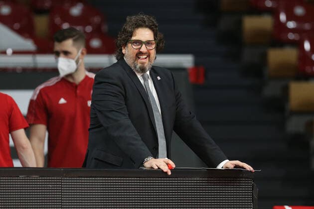 Andrea Trinchieri Bayern Basketball, head coach GER, FC Bayern Basketball vs Telekom Baskets Bonn, 1 Bundesliga, season 2021 2022, 16 01 2022, GER, FC Bayern Basketball vs Telekom Baskets Bonnl, 1 Bundesliga, season 2021 2022, 16 01 2022, Muenchen Copyright: xMarcelxEngelbrechtx Eibner-Pressefotox EP_met