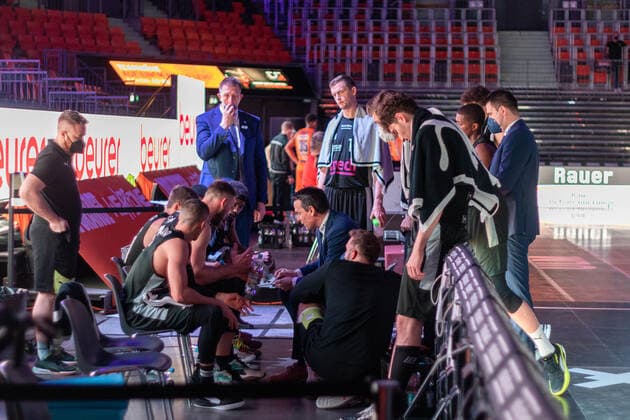 Raoul KORNER Medi Bayreuth, Coach , Ratiopharm Ulm vs Medi Bayreuth, Basketball, Basketball Bundesliga, 17 Spieltag, 2021 2022, 16 01 2021, Ratiopharm Ulm vs Medi Bayreuth, Basketball, Basketball Bundesliga, 17 Spieltag, 2021 2022, 16 01 2021 Neu Ulm Copyright: xEibner-Pressefotox EP_FMR