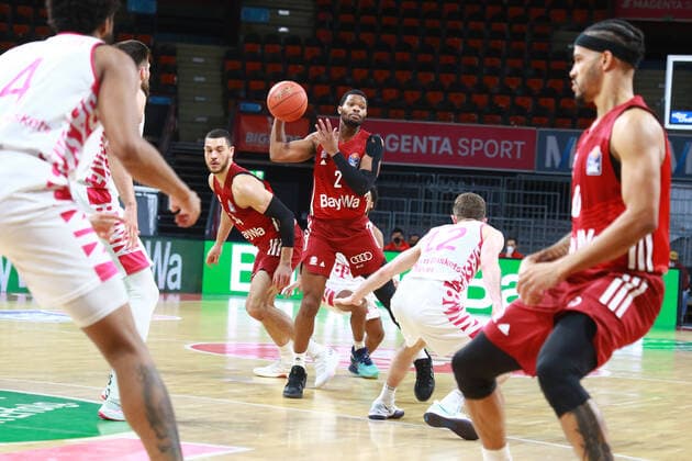 2 Corey Walden FCBB vs 12 Skyler Bowlin Bonn Basketball BBL FC Bayern München Telekom Baskets Bonn at Audi Dome on 16 01 2022 PHOTO Mladen Lackovic LakoPress