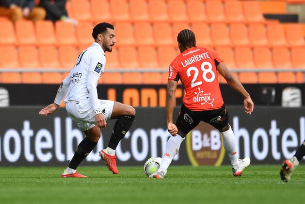 Angelo FULGINI (Angers) FOOTBALL : Lorient vs Angers - Ligue 1 - 16 01 2022 Pano92 Panoramic 