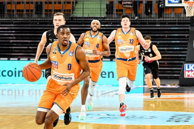 GER, BBL, ratiopharm ulm vs medi Bayreuth 16 01 2022, ratiopharm arena, New Ulm, GER, BBL, ratiopharm ulm vs medi Bayreuth, pictured Semaj Christon Ulm, 0 nordphotoxGmbHx xHafner nph00200