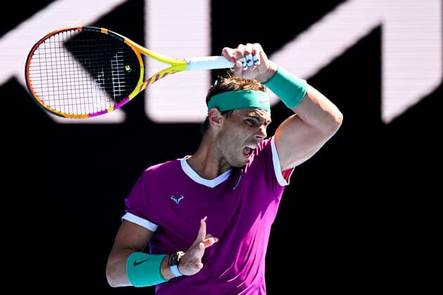 TENNIS AUSTRALIAN OPEN, Rafael Nadal of Spain plays a shot during his first Round Men s singles match against Marcos Giron of the United States on Day 1 of the Australian Open, at Melbourne Park, in Melbourne, Monday, January 17, 2022. ( NO ARCHIVING, EDITORIAL USE ONLY, NO USE IN BOOKS WITHOUT CONSENT MELBOURNE VIC AUSTRALIA  Copyright: xDAVExHUNTx 20220117001614147289