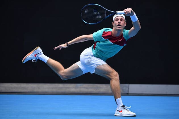 TENNIS AUSTRALIAN OPEN, Denis Shapovalov of Canada in action during their Mens singles match against Laslo Djere of Serbia on Day 1 of the Australian Open tennis tournament, at Melbourne Park, in Melbourne, Monday, January 17, 2022. ( NO ARCHIVING, EDITORIAL USE ONLY, NO USE IN BOOKS WITHOUT CONSENT MELBOURNE VIC AUSTRALIA  Copyright: xJAMESxROSSx 0147938603st