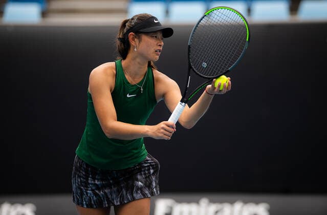 January 17, 2022, MELBOURNE, AUSTRALIA: Arianne Hartono of the Netherlands in action during the first round of the 2022 Australian Open Grand Slam tennis tournament against Amanda Anisimova of the United States MELBOURNE AUSTRALIA - ZUMAa181 20220117_zaa_a181_027 Copyright: xRobxPrangex