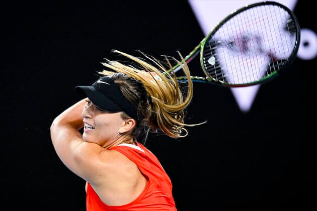 TENNIS AUSTRALIAN OPEN, Paula Badosa of Spain plays a shot during her first Round Women s singles match against Ajla Tomljanovic of Australia on Day 1 of the Australian Open, at Melbourne Park, in Melbourne, Monday, January 17, 2022. ( NO ARCHIVING, EDITORIAL USE ONLY, NO USE IN BOOKS WITHOUT CONSENT MELBOURNE VIC AUSTRALIA  Copyright: xDEANxLEWINSx 20220117001614193849