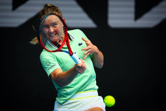 French Fiona Ferro WTA, Tennis Damen 104) pictured in action during a game between French Ferro and Ukrainian Svitolina at the Australian Open Grand Slam tennis tournament, Monday 17 January 2022 in Melbourne Park, Melbourne, Australia. The 2022 edition of the Australian Grand Slam takes place from January 17th to January 30th. PATRICKxHAMILTON  x3455096x