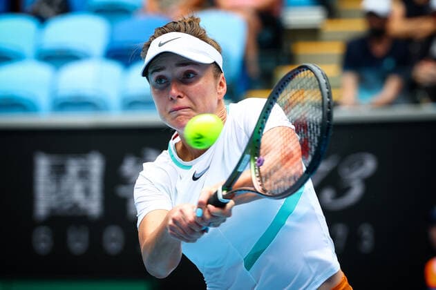 Elina Svitolina WTA, Tennis Damen 16) pictured in action during a game between French Ferro and Ukrainian Svitolina at the Australian Open Grand Slam tennis tournament, Monday 17 January 2022 in Melbourne Park, Melbourne, Australia. The 2022 edition of the Australian Grand Slam takes place from January 17th to January 30th. PATRICKxHAMILTON  x3455479x