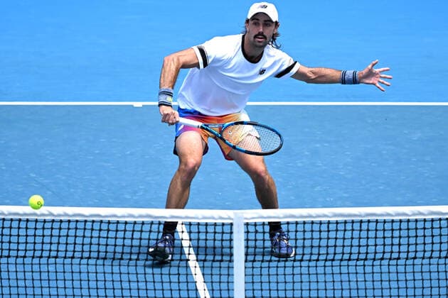 TENNIS AUSTRALIAN OPEN, Jordan Thompson of Australia returns during his first round Men?s singles match against Steve Johnson of the USA on Day 2 of the Australian Open, at Melbourne Park, in Melbourne, Tuesday, January 18, 2022. ( NO ARCHIVING, EDITORIAL USE ONLY, NO USE IN BOOKS WITHOUT CONSENT MELBOURNE VIC AUSTRALIA  Copyright: xDAVExHUNTx 20220118001614371873