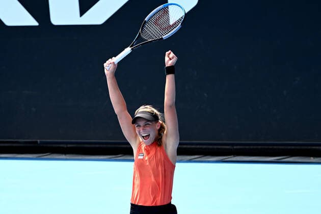 TENNIS AUSTRALIAN OPEN, Maddison Inglis of Australia celebrates after winning her first round Women?s singles match against Leylah Fernandez of Canada on Day 2 of the Australian Open, at Melbourne Park, in Melbourne, Tuesday, January 18, 2022. ( NO ARCHIVING, EDITORIAL USE ONLY, NO USE IN BOOKS WITHOUT CONSENT MELBOURNE VIC AUSTRALIA  Copyright: xDAVExHUNTx 20220118001614377183