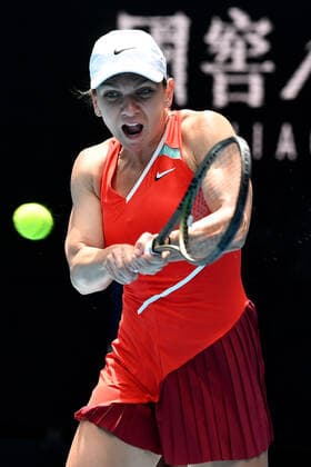 TENNIS AUSTRALIAN OPEN, Simona Halep of Romania returns during her first round Women?s singles match against Magdalena Frech of Poland on Day 2 of the Australian Open, at Melbourne Park, in Melbourne, Tuesday, January 18, 2022. ( NO ARCHIVING, EDITORIAL USE ONLY, NO USE IN BOOKS WITHOUT CONSENT MELBOURNE VIC AUSTRALIA  Copyright: xJOELxCARRETTx 20220118001614381033