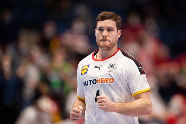 220118 Johannes Golla of Germany during the 2022 EHF European Handball Championship match between Poland and Germany on January 18, 2022 in Bratislava Photo Petter Arvidson BILDBYRAN kod PA PA0374 bbeng ehf euro 2022 em 2022 european men handball s handball championship 2022 handball handboll handbolls em 2022 handball handball em 2022poland germany poland germany,  Copyright: PETTERxARVIDSON BB220118PA023