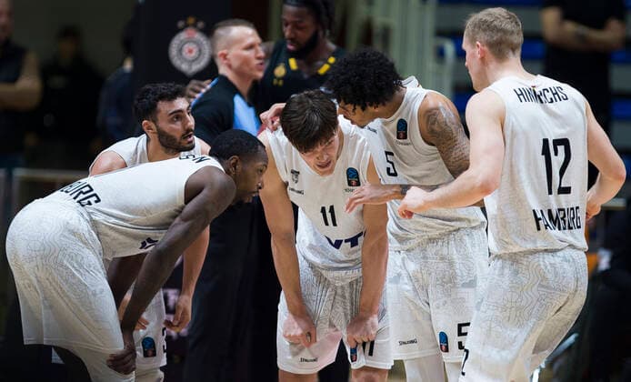 Maik Kotsar of Hamburg Towers, Caleb Homesley of Hamburg Towers, Zachary Brown of Hamburg Towers, Seth Hinrichs of Hamburg Towers Partizan Nis Belgrade vs Hamburg Towers, Euro Cup Basketball, 18 January, 18 01 2022 Partizan Nis Belgrade vs Hamburg Towers, Euro Cup Basketball, 18 January, 18 01 2022 Belgrade Copyright: xEIBNER NikolaxKrsticx EP_EER