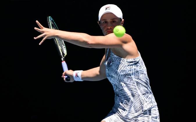 Mandatory Credit: Photo by James Gourley Shutterstock (12763717an) Ashleigh Barty in second round action Australian Open, Day Three, Tennis, Melbourne Park, Melbourne, Australia - 19 Jan 2022 Australian Open, Day Three, Tennis, Melbourne Park, Melbourne, Australia - 19 Jan 2022 Copyright: xJamesxGourley Shutterstockx 12763717an
