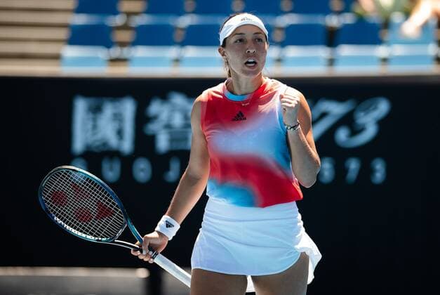 Mandatory Credit: Photo by Rob Prange Shutterstock (12763713dd) Jessica Pegula of the United States in action during the second round of the 2022 Australian Open Grand Slam tennis tournament Australian Open, Day Three, Tennis, Melbourne Park, Melbourne, Australia - 19 Jan 2022 Australian Open, Day Three, Tennis, Melbourne Park, Melbourne, Australia - 19 Jan 2022 Copyright: xRobxPrange Shutterstockx 12763713dd