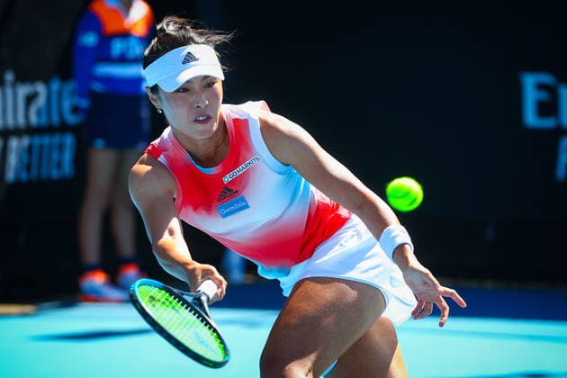 Qiang Wang WTA, Tennis Damen 110) pictured at a tennis match between Belgian Van Uytvanck and Chinese Wang, in the second round of the women s singles at the Australian Open Grand Slam tennis tournament, Wednesday 19 January 2022 in Melbourne Park, Melbourne, Australia. The 2022 edition of the Australian Grand Slam takes place from January 17th to January 30th. PATRICKxHAMILTON  x3705173x