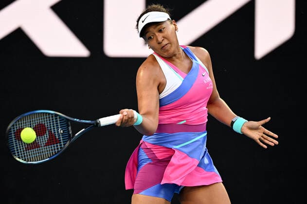 TENNIS AUSTRALIAN OPEN, Naomi Osaka of Japan plays a shot during her second round Women?s singles match against Madison Brengle of the USAon Day 3 of the Australian Open, at Melbourne Park, in Melbourne, Wednesday, January 19, 2022. ( NO ARCHIVING, EDITORIAL USE ONLY, NO USE IN BOOKS WITHOUT CONSENT MELBOURNE VIC AUSTRALIA  Copyright: xDAVExHUNTx 20220119001614676403