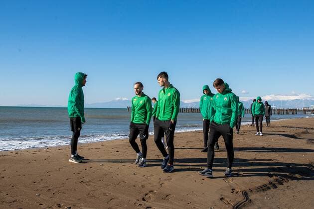 SOCCER - BL, Rapid, training camp BELEK,TURKEY,19.JAN.2022 - SOCCER - ADMIRAL Bundesliga, SK Rapid Wien, training camp. Image shows players of Rapid.  GEPAxpictures xPhilippxBrem