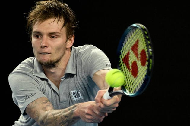 TENNIS AUSTRALIAN OPEN, Alexander Bublik of Khazakstan plays a shot during his second round Men?s singles match against Gael Monfils of France on Day 3 of the Australian Open, at Melbourne Park, in Melbourne, Wednesday, January 19, 2022. ( NO ARCHIVING, EDITORIAL USE ONLY, NO USE IN BOOKS WITHOUT CONSENT MELBOURNE VIC AUSTRALIA  Copyright: xDEANxLEWINSx 20220119001614723605