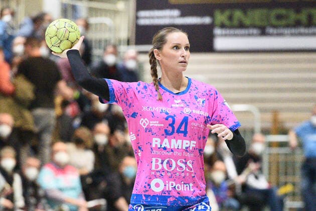Silje Brons Petersen TusSies Metzingen 34 TusSies Metzingen vs SG BBM Bietigheim Handball, HBF, 13 league match, 2021 2022 season , 19 01 2022 TusSies Metzingen vs SG BBM Bietigheim Handball, HBF, 13 league match, 2021 2022 season , 19 01 2022 Metzingen Copyright: xEibner-Pressefotox EP_TBR