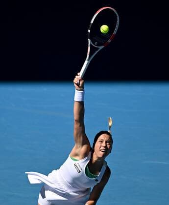 Mandatory Credit: Photo by James Gourley Shutterstock (12765058k) Anett Kontaveit in second round action Australian Open, Day Four, Tennis, Melbourne Park, Melbourne, Australia - 20 Jan 2022 Australian Open, Day Four, Tennis, Melbourne Park, Melbourne, Australia - 20 Jan 2022 Copyright: xJamesxGourley Shutterstockx 12765058k