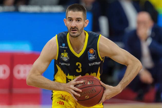 08 06 2020, Munich, Germany, Audi Dome, BBL Final Tunier, EWE Baskets Oldenburg vs ratiopharm ulm, Braydon Hobbs EWE Baskets Oldenburg in action, on the ball, individual action Photo H Langer Muenchen Bayern Germany  09-541-041127 Langer-541