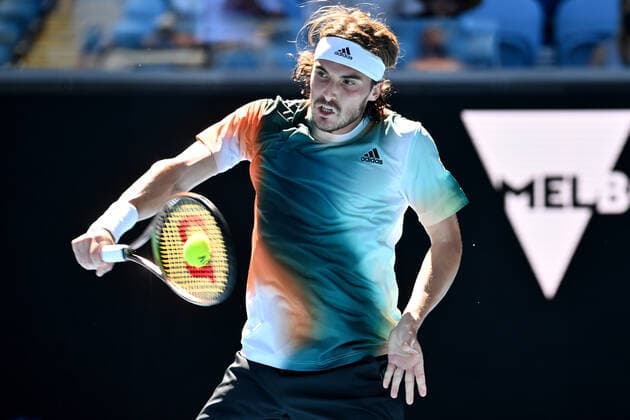 TENNIS AUSTRALIAN OPEN, Stefanos Tsitsipas of Greece plays a shot during his second round Men?s singles match against Sebastian Baez of Argentinaon day 4 of the Australian Open at Melbourne Park in Melbourne, Thursday, January 20, 2022. ( NO ARCHIVING, EDITORIAL USE ONLY, NO USE IN BOOKS WITHOUT CONSENT MELBOURNE VICTORIA AUSTRALIA  Copyright: xJOELxCARRETTx 20220120001615102076