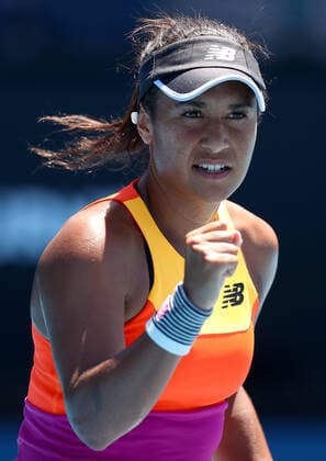 Mandatory Credit: Photo by Ella Ling Shutterstock (12765065ch) Heather Watson of Great Britain celebrates Australian Open, Day Four, Tennis, Melbourne Park, Melbourne, Australia - 20 Jan 2022 Australian Open, Day Four, Tennis, Melbourne Park, Melbourne, Australia - 20 Jan 2022 Copyright: xEllaxLing Shutterstockx 12765065ch