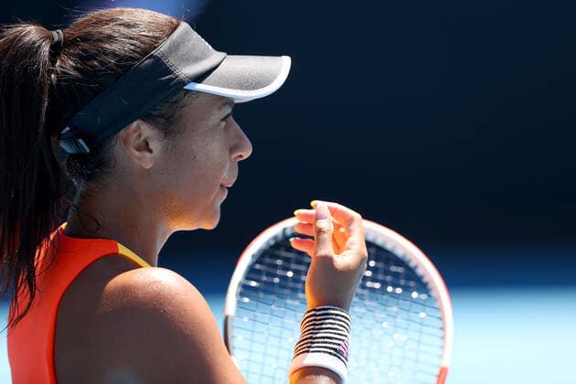Mandatory Credit: Photo by Ella Ling Shutterstock (12765065ci) Heather Watson of Great Britain in action Australian Open, Day Four, Tennis, Melbourne Park, Melbourne, Australia - 20 Jan 2022 Australian Open, Day Four, Tennis, Melbourne Park, Melbourne, Australia - 20 Jan 2022 Copyright: xEllaxLing Shutterstockx 12765065ci