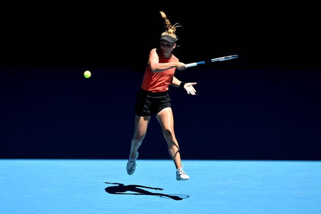 TENNIS AUSTRALIAN OPEN, Maddison Inglis of Australia plays a shot during her second round Women?s singles match against Hailey Baptiste of the USA on day 4 of the Australian Open at Melbourne Park in Melbourne, Thursday, January 20, 2022. ( NO ARCHIVING, EDITORIAL USE ONLY, NO USE IN BOOKS WITHOUT CONSENT MELBOURNE VICTORIA AUSTRALIA  Copyright: xJOELxCARRETTx 20220120001615104024
