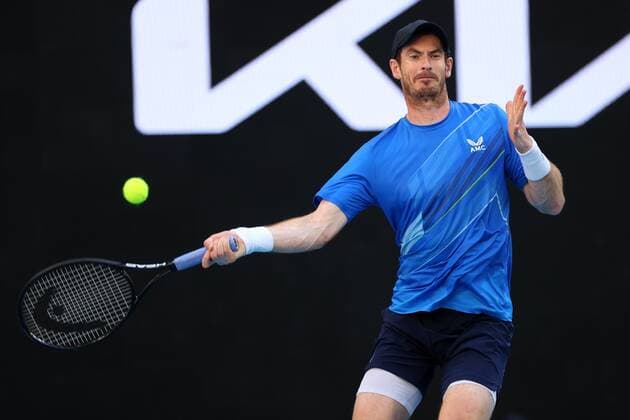 Mandatory Credit: Photo by Ella Ling Shutterstock (12765065dy) Andy Murray during his second round match Australian Open, Day Four, Tennis, Melbourne Park, Melbourne, Australia - 20 Jan 2022 Australian Open, Day Four, Tennis, Melbourne Park, Melbourne, Australia - 20 Jan 2022 Copyright: xEllaxLing Shutterstockx 12765065dy