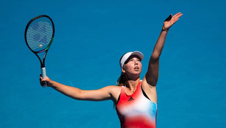 January 20, 2022, MELBOURNE, AUSTRALIA: Clara Tauson of Denmark in action during the second round of the 2022 Australian Open Grand Slam Tennis Tournament against Anett Kontaveit of Estonia MELBOURNE AUSTRALIA - ZUMAa181 20220120_zaa_a181_026 Copyright: xRobxPrangex