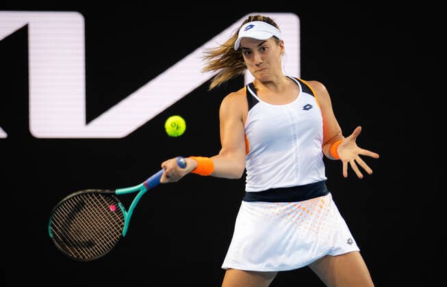 January 20, 2022, MELBOURNE, AUSTRALIA: Danka Kovinic of Montenegro in action during the second round of the 2022 Australian Open Grand Slam Tennis Tournament against Emma Raducanu of Great Britain MELBOURNE AUSTRALIA - ZUMAa181 20220120_zaa_a181_130 Copyright: xRobxPrangex